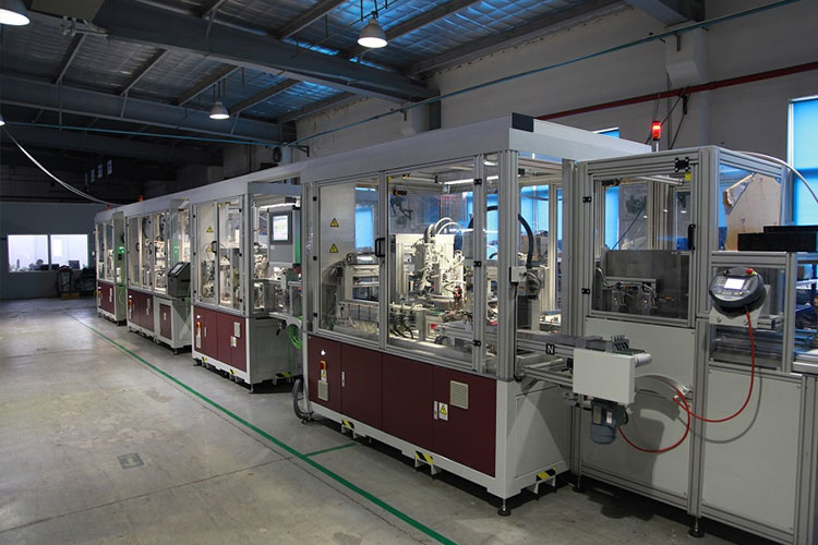 Unit Pengeluaran Stator Tanpa Berus